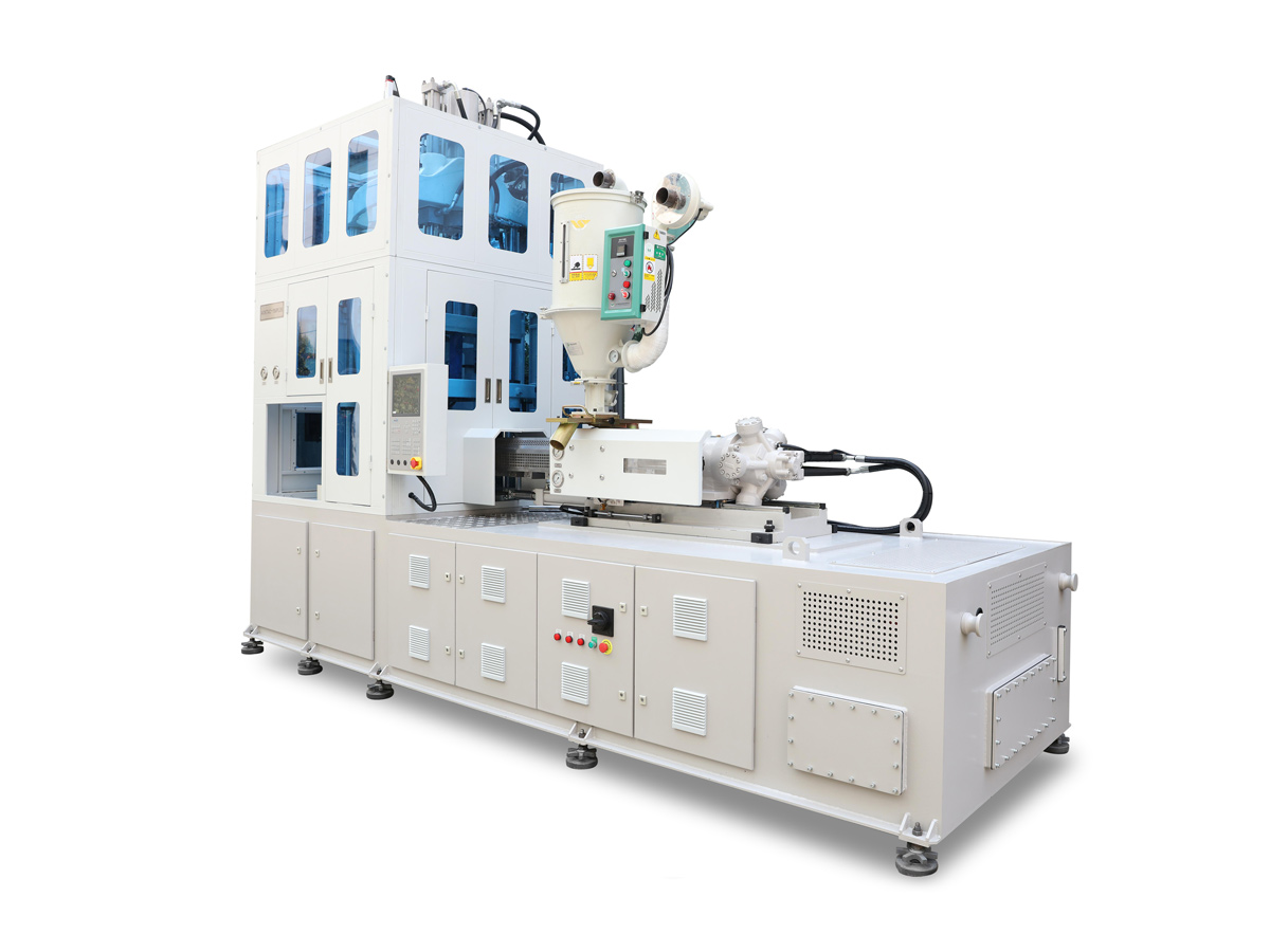 PET One-Step Bottle Blowing Machine